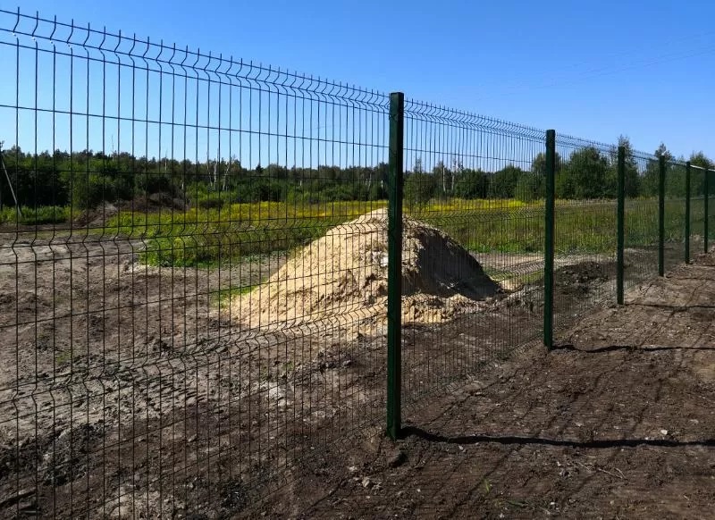 Секционный 3д забор зеленого цвета