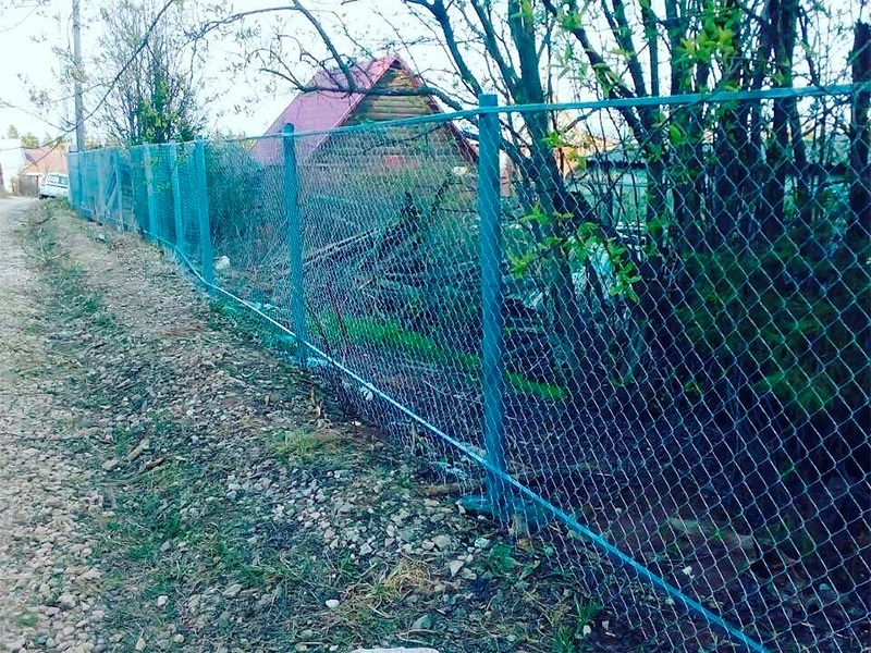 Забор из сетки на участок